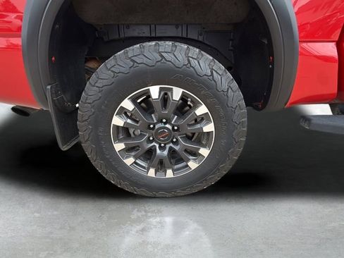 Used 2021 Nissan Titan PRO-4X w/ Pro-4x Convenience Package AWD/4WD image 45