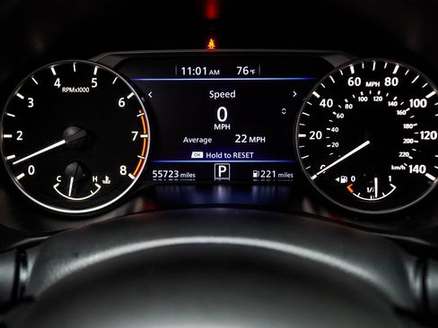 Used 2024 Nissan Altima 2.5 SR FWD image 32