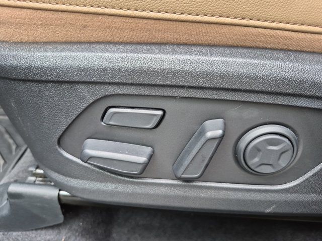 Certified 2025 Kia Sorento SX Prestige w/ Olive Brown Leather Package AWD/4WD image 27