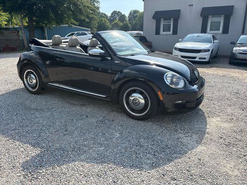 Used 2013 Volkswagen Beetle 2.5 FWD image 5