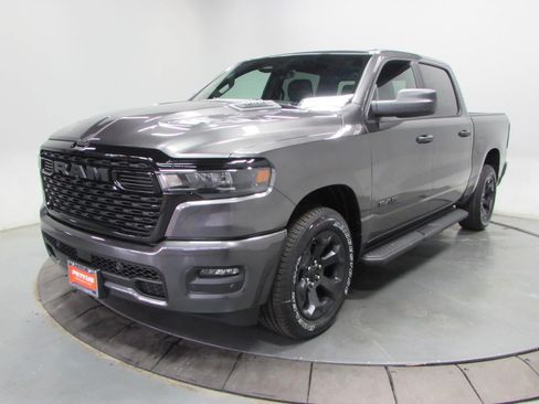 New 2026 RAM 1500 Express AWD/4WD image 3