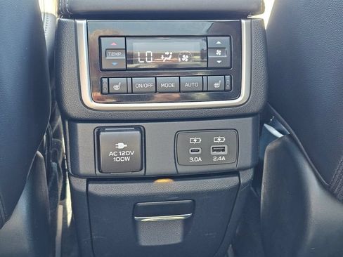 Used 2023 Subaru Ascent Touring AWD/4WD image 19