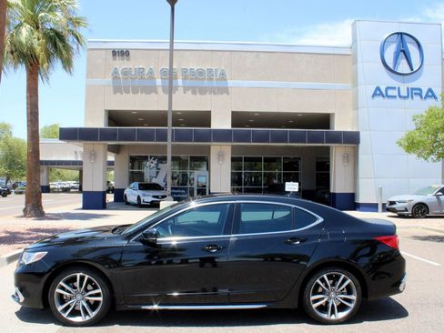 Used 2019 Acura TLX V6 w/ Technology Package FWD image 2