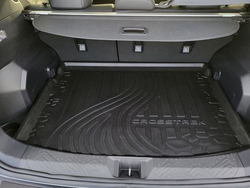 Certified 2025 Subaru Crosstrek 2.5i Limited w/ Crosstrek Mirror Package image 11