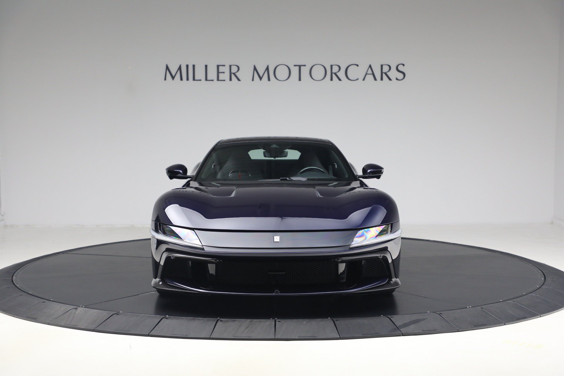 Used 2025 Ferrari 12Cilindri RWD image 12