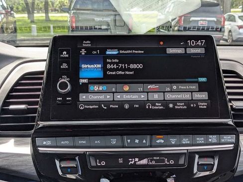 Used 2025 Honda Odyssey Elite image 19