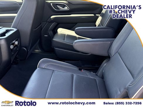 Used 2024 GMC Yukon SLT RWD image 13