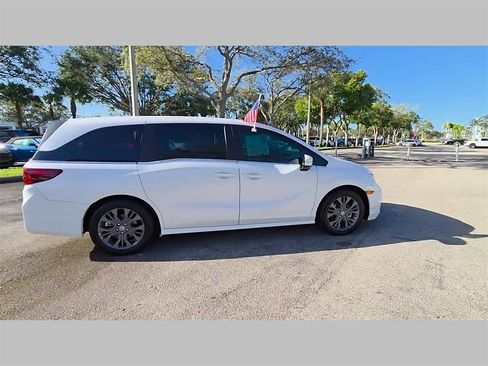 Used 2025 Honda Odyssey Touring image 34