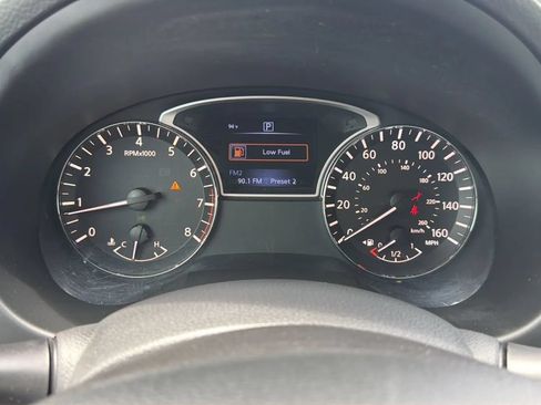 Used 2018 Nissan Altima 2.5 SR FWD image 15