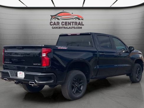 Used 2021 Chevrolet Silverado 1500 Custom Trail Boss AWD/4WD image 5