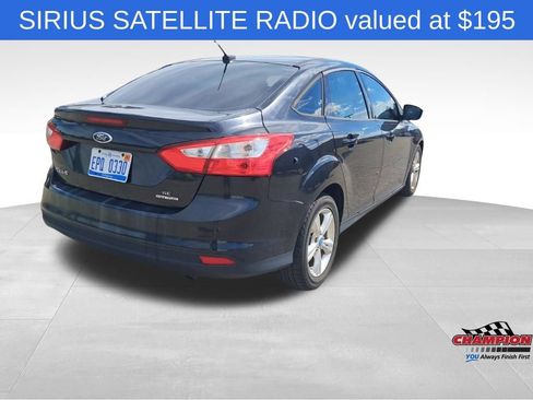 Used 2013 Ford Focus SE w/ SE Winter Pkg FWD image 5