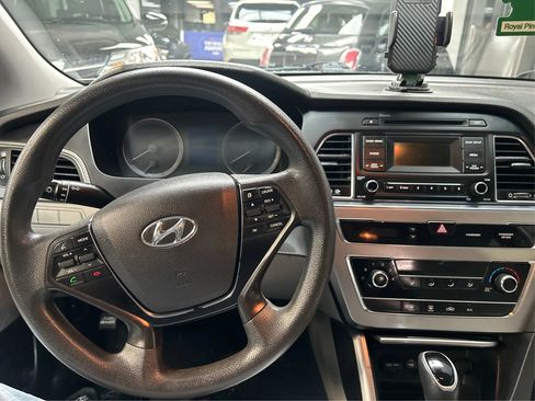 Used 2017 Hyundai Sonata SE FWD image 15