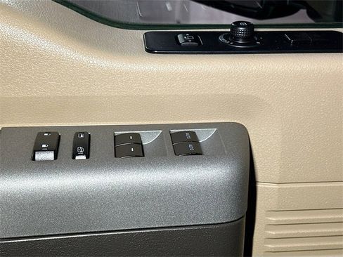 Used 2016 Ford F250 Lariat w/ Lariat Ultimate Package image 14