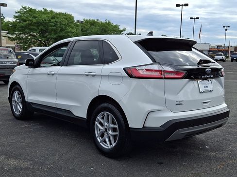 Certified 2024 Ford Edge SEL AWD/4WD image 4