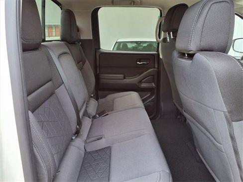 Certified 2025 Nissan Frontier SV w/ SV Convenience Package image 23