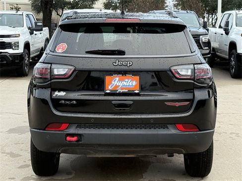 Used 2022 Jeep Compass Trailhawk w/ Trailhawk Elite Group image 5