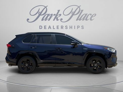 Used 2019 Toyota RAV4 XSE AWD/4WD image 7