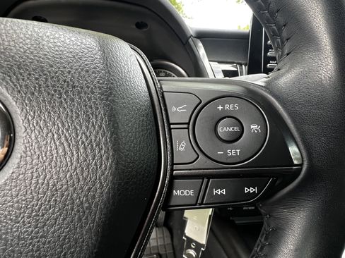 Used 2023 Toyota Camry SE image 20