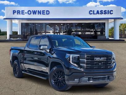 Used 2023 GMC Sierra 1500 Elevation w/ Elevation Premium Package