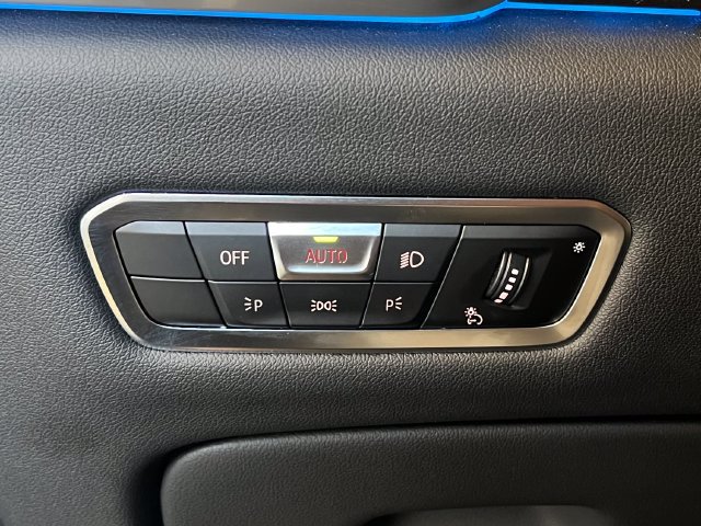 Used 2023 BMW X5 xDrive45e AWD/4WD image 24