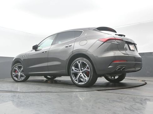 Used 2023 Maserati Levante GT AWD/4WD image 29