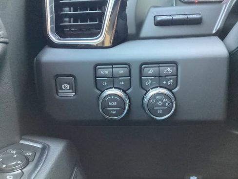New 2025 GMC Sierra 1500 Denali image 28