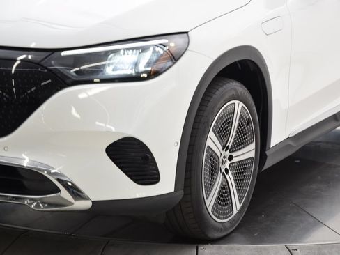 Used 2023 Mercedes-Benz EQE 350+ 4MATIC SUV image 11