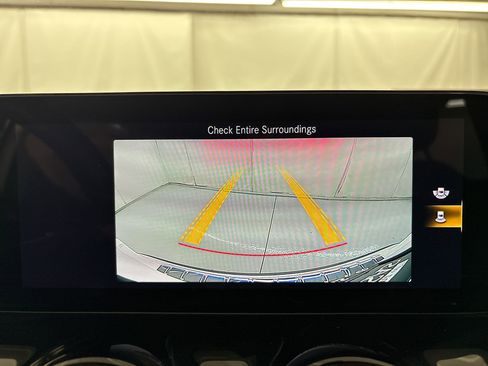 Certified 2023 Mercedes-Benz GLA 250 image 23