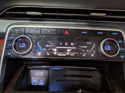 Used 2024 Genesis GV80 3.5T Advanced w/ Advanced Package AWD/4WD image 23