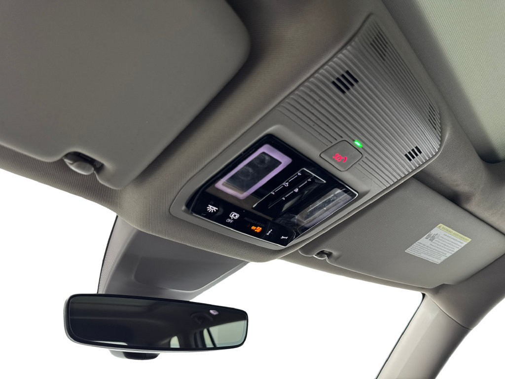 Used 2024 Volkswagen Atlas SE w/ Panoramic Sunroof Package FWD image 76