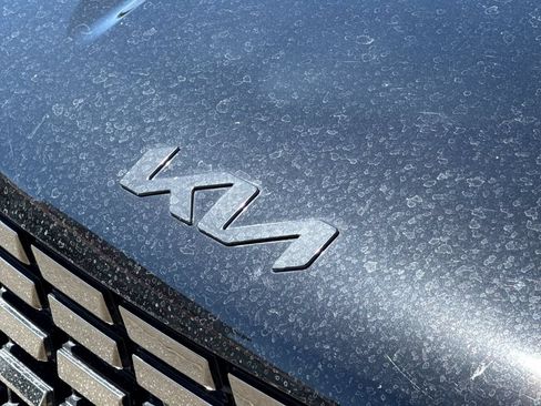 Used 2024 Kia Carnival SX Prestige FWD image 26