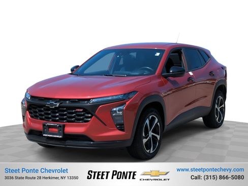 Certified 2024 Chevrolet Trax RS w/ Driver Confidence Package FWD image 1