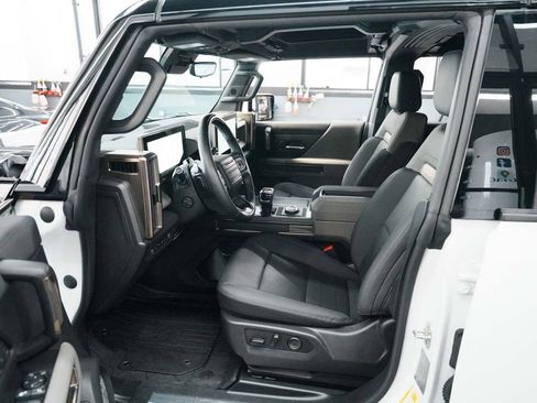 Used 2024 GMC Hummer EV 2X AWD/4WD image 28