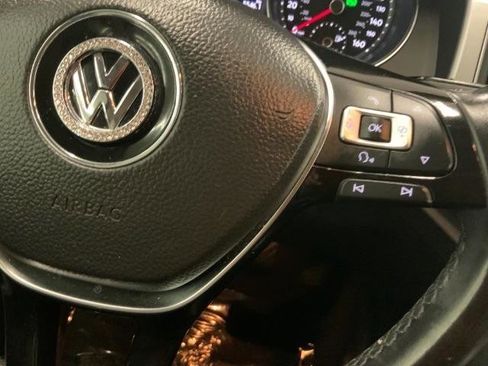 Used 2018 Volkswagen Atlas SE image 24