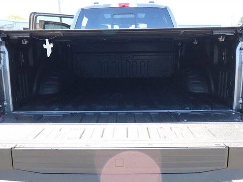 Used 2025 Ford F350 Platinum w/ Tremor Off-Road Package AWD/4WD image 17