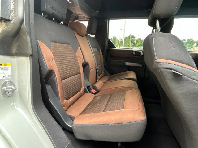 Used 2022 Ford Bronco Outer Banks AWD/4WD image 45