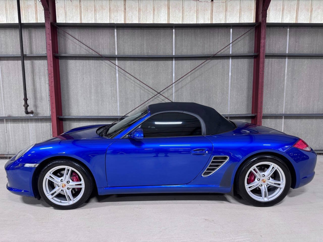 Used 2009 Porsche Boxster RWD image 16