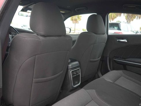 Used 2022 Dodge Charger SXT RWD image 13