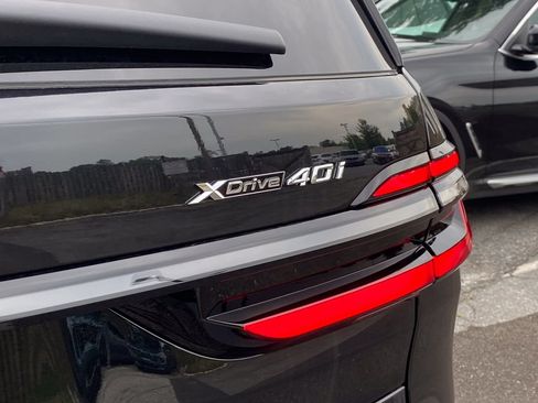 New 2027 BMW X7 xDrive40i w/ M Sport Package AWD/4WD image 7