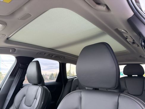 New 2026 Volvo XC60 B5 Ultra w/ Protection Package Premier image 17