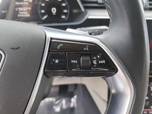 Certified 2024 Audi Q8 e-tron Premium Plus image 18