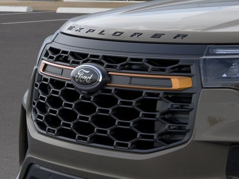 Used 2026 Ford Explorer Tremor w/ Tremor Ultimate Package AWD/4WD image 10