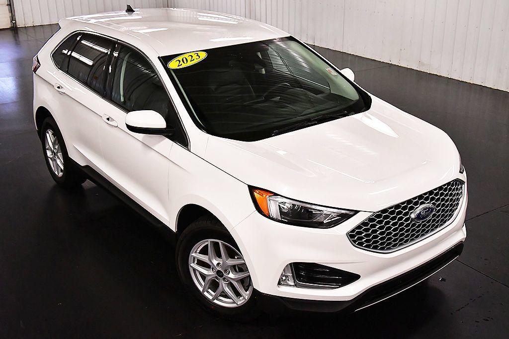 Used 2023 Ford Edge SEL w/ Convenience Package AWD/4WD image 13