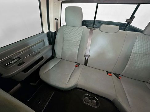 Used 2020 RAM 1500 Classic SLT RWD image 12