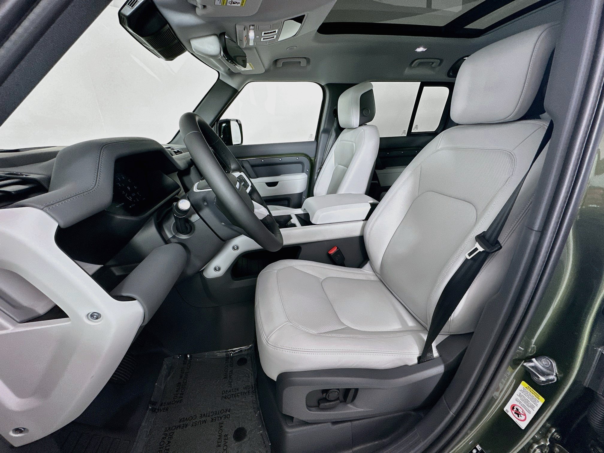 New 2026 Land Rover Defender 110 X-Dynamic SE AWD/4WD image 19