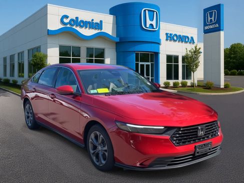 Used 2024 Honda Accord EX image 9