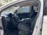 Used 2016 Ford Edge SE image 3