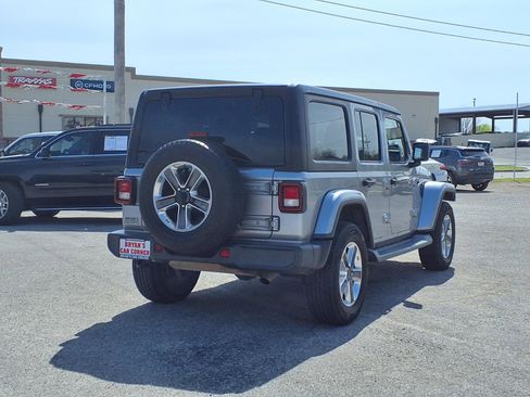 Used 2020 Jeep Wrangler Unlimited Sahara AWD/4WD image 20