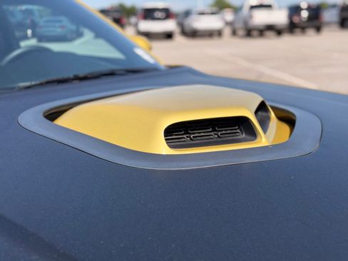 Used 2020 Dodge Challenger R/T RWD image 17