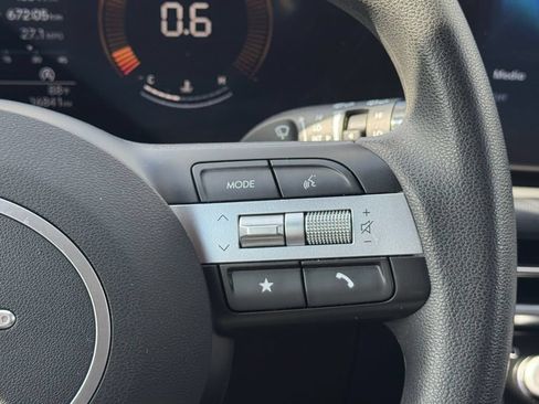 Used 2025 Hyundai Tucson SEL FWD image 22